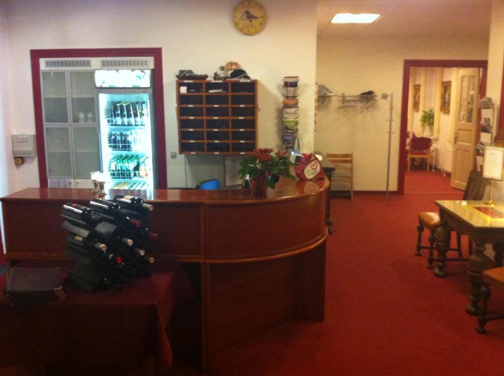 Hotel Klover Es Hellevad Экстерьер фото