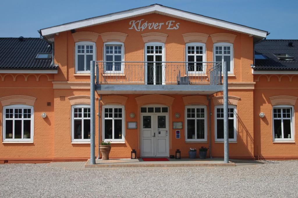 Hotel Klover Es Hellevad Экстерьер фото